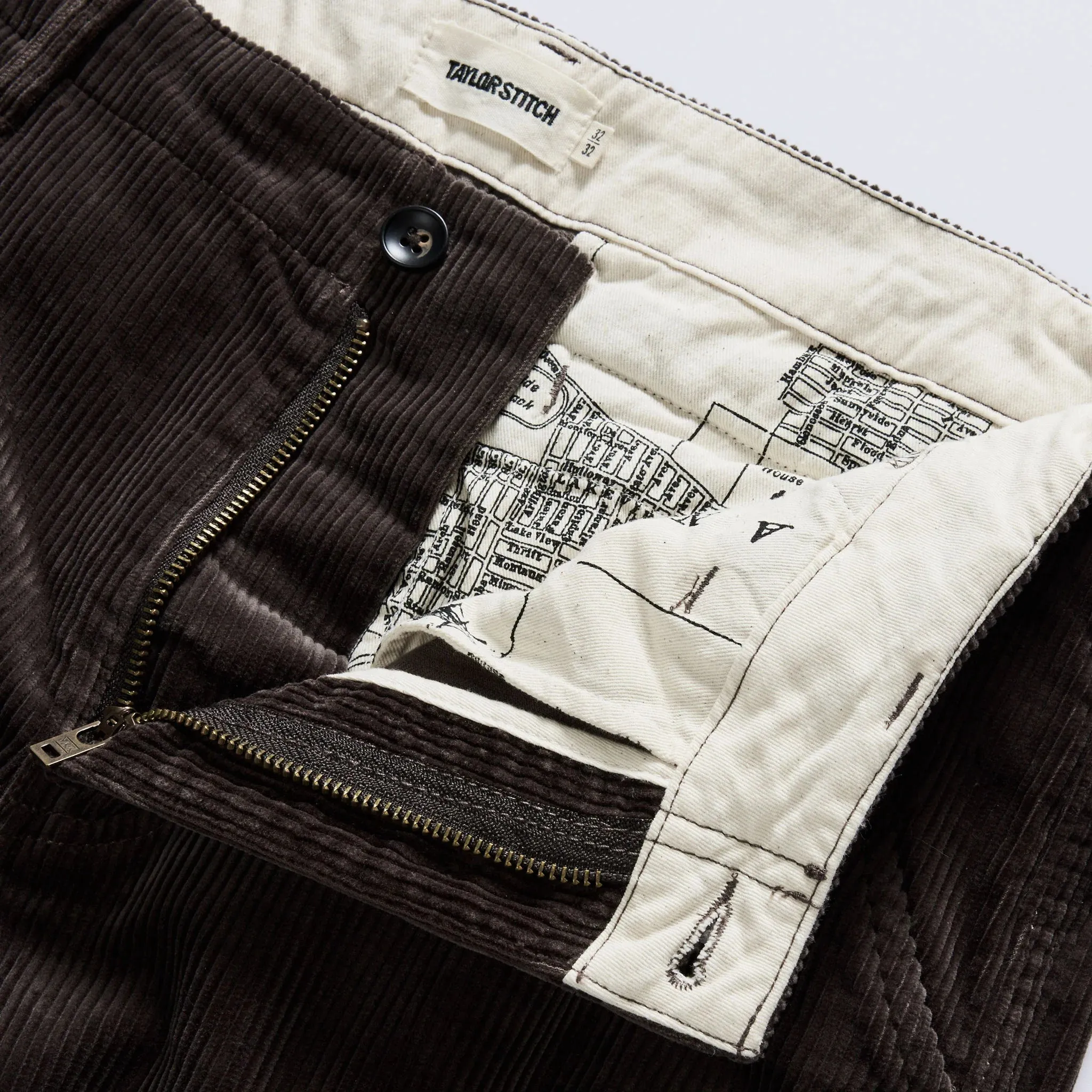 The Carnegie Pant in Peat Soil Corduroy